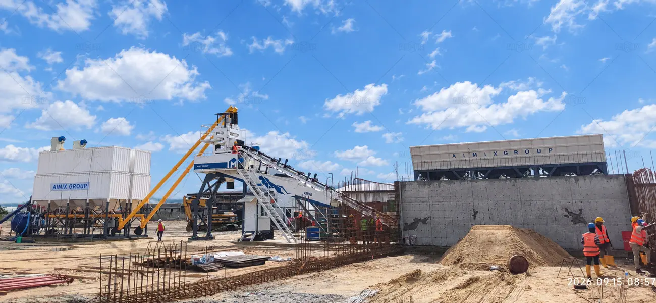 Una planta de hormigón de instalación rápida AJQ, equipada con un silo de cemento horizontal, se ha instalado en Nigeria.